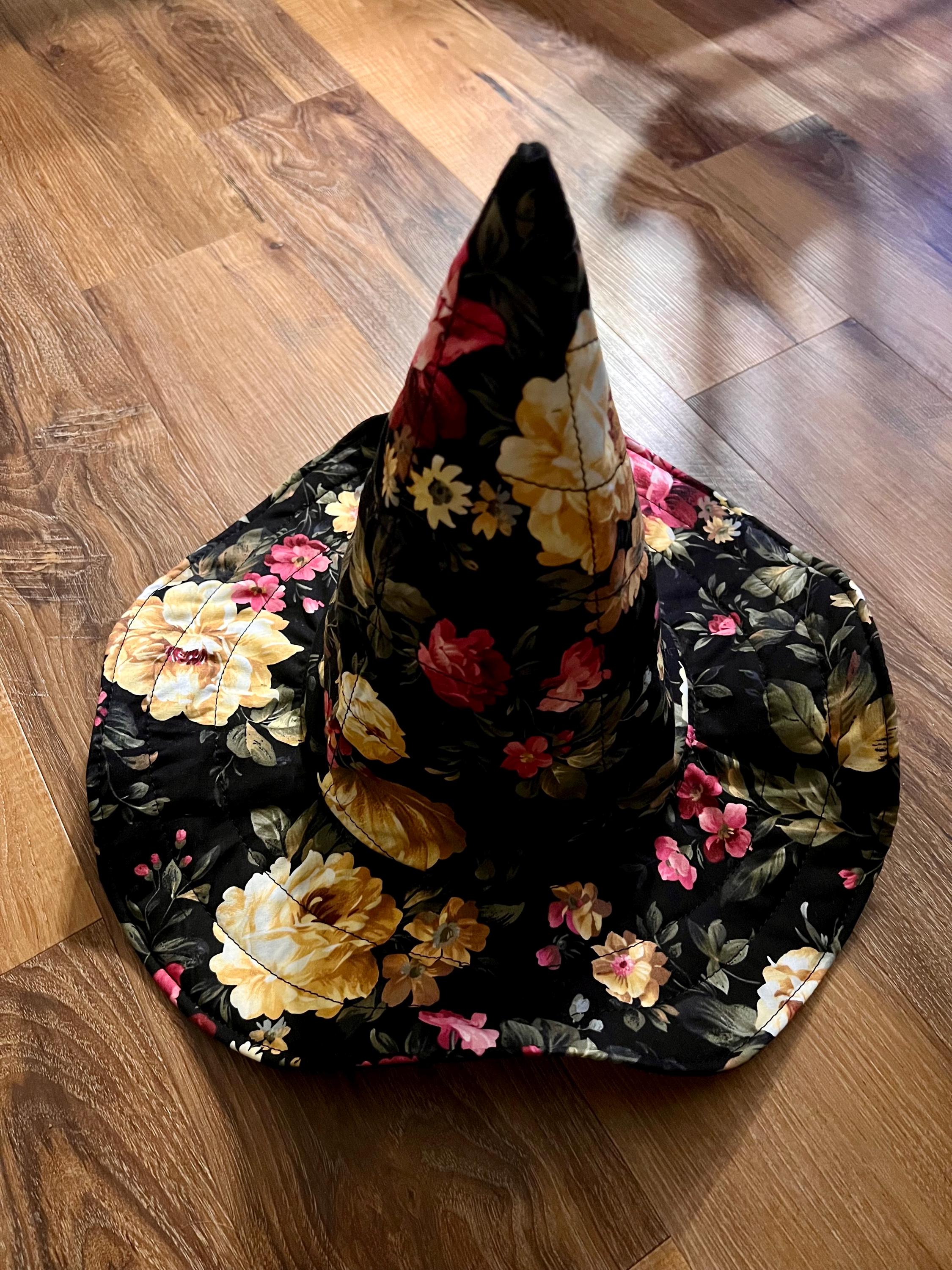 Handmade Reversible Patchwork Wizard Witch Hat Black Burgundy Whimsigoth Cosplay Wizard Hat- Burgundy – cravencrow.costuming main image 3