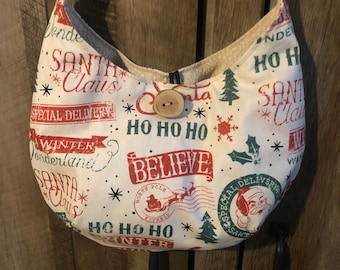 Green and red canvas purse, vintage inspired Christmas bag, Santa crossbody bag, Holiday Gift for sister or friend, Merry Christmas tote bag