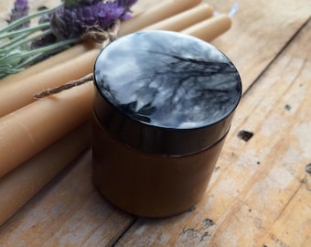 Beef tallow moisturiser