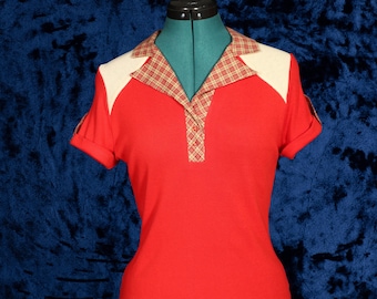 Vintage 1970s-80s Women&#39;s Red with Plaid Polo Shirt / Small