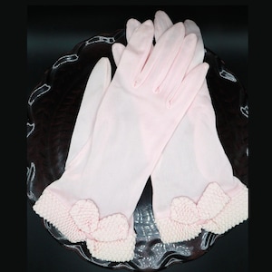 Vintage 1950s Baby Pink Nylon Gloves w/ Bows / Size 7-7.5