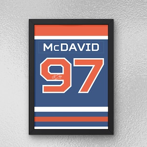 Connor McDavid Minimalistisches Autogramm Jersey Poster