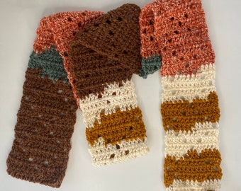 Crochet Scarf | Neck Warmer | Handmade Scarf | Modern Scarf | Bufanda Morada