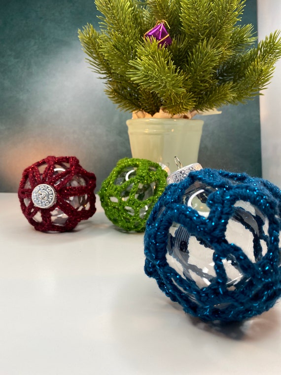 Sparkly Crochet Orb Christmas Ornaments | Festive Home Decor