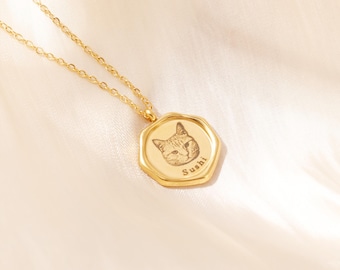 Custom Pet Portrait Necklace - Personalized Dog/Cat Memorial Necklace-Engraving Pets Pendant - Gift for Pet Lovers-Dog mommy Gift