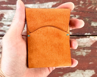 Handmade Leather Card Wallet: Slim Minimalist Design, Scottish Fold