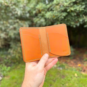 Ocelot - Billetera plegable de cuero hecha a mano, billetera plegable delgada, billetera con bolsillo frontal, billetera de cuero personalizada, billetera de cuero minimalista