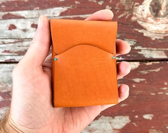 Handmade Leather Card Wallet: Slim Minimalist Scottish Fold Design