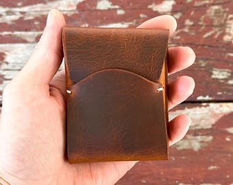 Handmade Leather Card Wallet: Slim Minimalist Scottish Fold Design