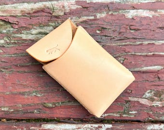 Handmade Leather Card Wallet: Slim Bifold Design