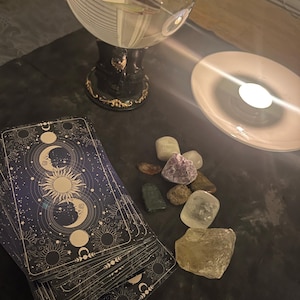 Reading/Consulta With Tarot  / Spiritsm-Espiritismo English or Spanish