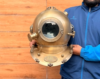 Casco de buceo de 1921 / Ingeniería de anclas, decoración náutica