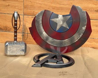 キャプテン・アメリカのシールド | ソーのハンマー | アベンジャーズ
