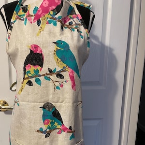 Homemade Apron with bright colorful birds, Apron, Birds, Kitchen, cooking, baking, loves to cook, loves to bake, Gift, Gift for Mother&#39;s Day