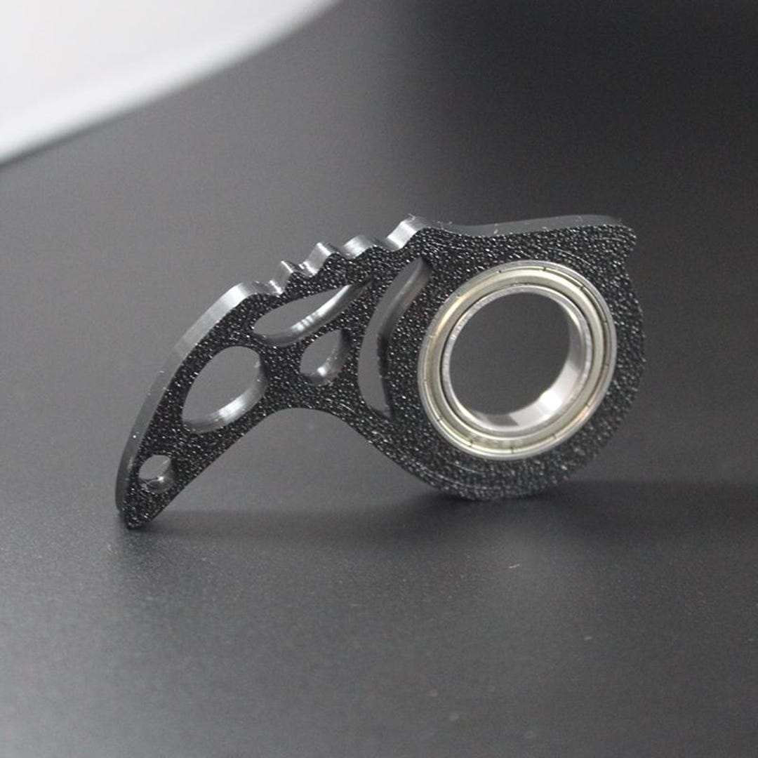 Keyspinner - Keyrambit - Spinner Keychain - Multiple Colors and Models ...