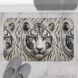 3D White Tiger Animal Print Bath Mat, Luxury Spa Decor, Tiger Head Bathroom Rug, White Tiger Mat, Animal Lover Gift, Wildlife Home Decor