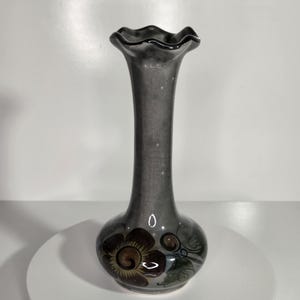 Vintage Tonalá Gray Pottery Vase | 7&quot; Mexican Folk Art Ceramic | Hand-Painted Jalisco Pottery