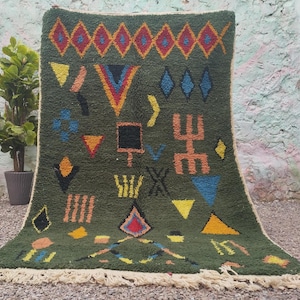 Green Custom Moroccan Wool Rug – Green Abstract Handmade Berber Carpet , Geometric Soft Wool Area Rug for Modern Boho Living Room Décor