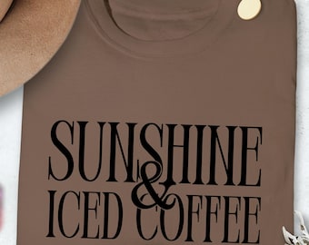 Camiseta "Sol y Café Helado"