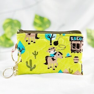 Pochette matelassée verte avec porte-clés, porte-monnaie porte-cartes, pochette EDC, pochette porte-clés, thème cow-boy western, cadeau de moins de 10 ans