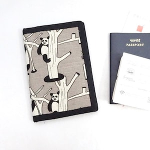 Étui pour passeport panda avec porte-cartes, double pochette pour passeport, porte-passeports kawaii, portefeuille de voyage