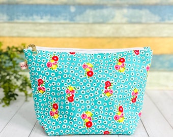 Green Floral Large Cosmetics Bag, Make Up Bag, Project Bag, Zippered Toiletry Bags, Gift Ideas for Her