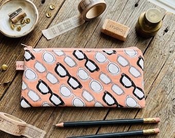 Handmade Quilted Zipper Bag – Stationery, Makeup, Travel Essentials