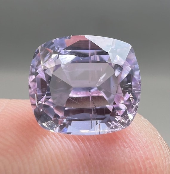 4.10 Carat 100% Natural Kunzite Pink Color Top Piece Top Cut from Nuristan Mine Afghanistan