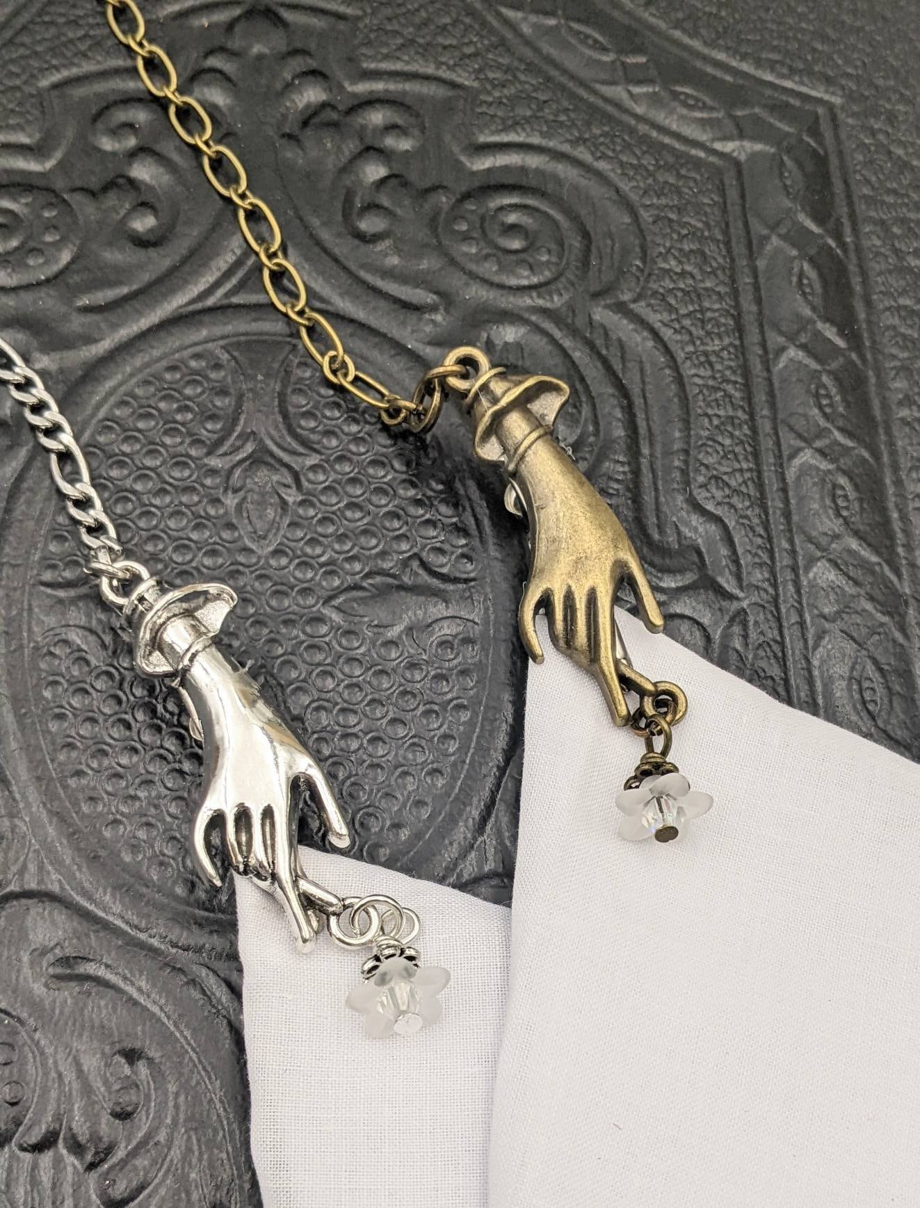 Chatelaine Tools - Victorian Handkerchief Clip - Stainless Steel