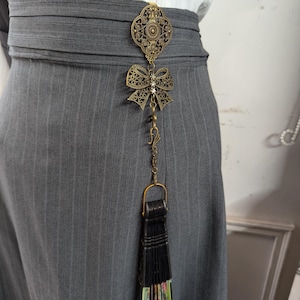Bronze or Silver Single Chatelaine  with Waist Clip for Holding a Fan or Single Item