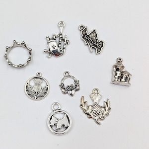 Scottish Highlands - 8 Scotland Charms - Outlander Scots