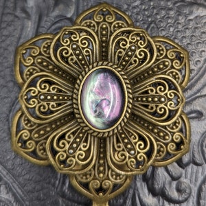 Chatelaine victoriana de bronce con filigrana y broche para cintura - NUEVAS 7 opciones de piedra - 5 cadenas y ganchos para artes textiles