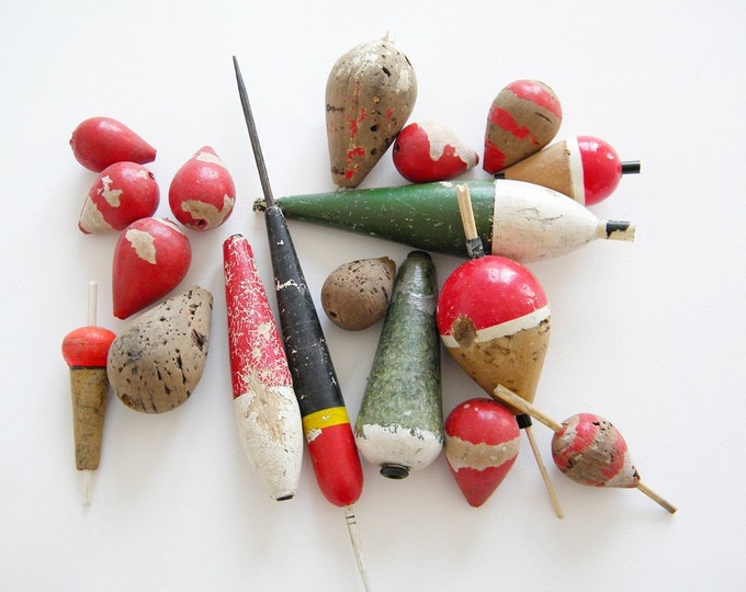 Vintage Fishing Bobbers 18 Cork and Wooden Bobbers Etsy