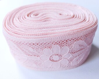 16m pale pink lace