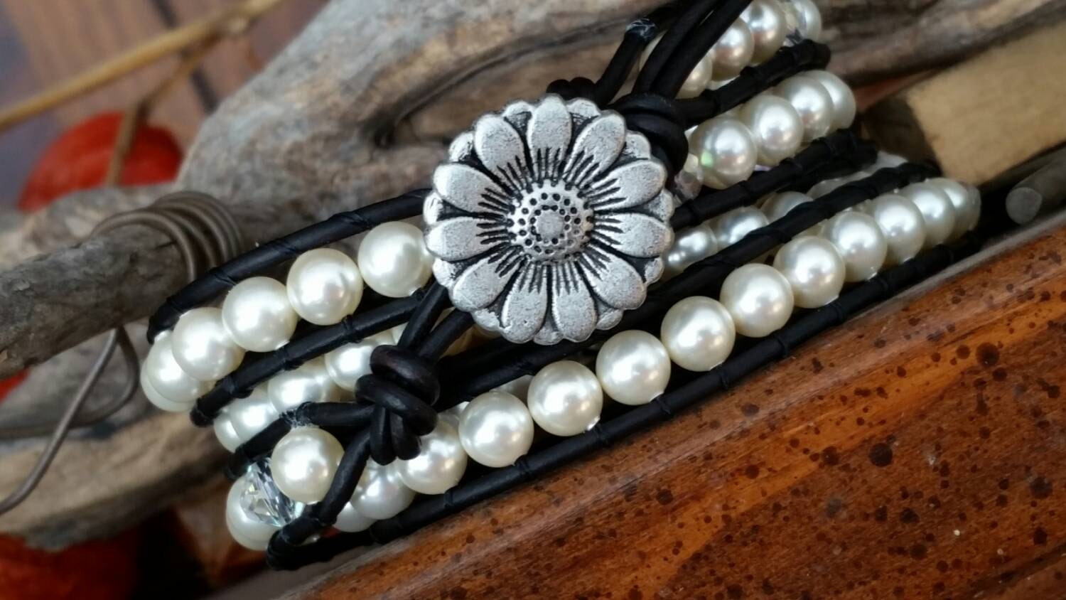 La Hola Leather Pearl Swarovski Crystal Wrap Bracelet Swarovski Crystal Leather Wrap Bracelet main image 2