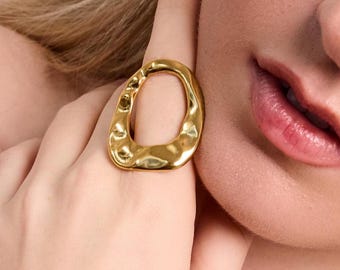 Round Openwork Gold Ring, Chunky Hollow Cutout Statement Ring, Oversized Sculptural Organic Band, Adjustable Open Back