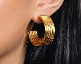 Ribbed Gold Hoop Earrings, Chunky Statement Hoops, Textured Wide Hoop Earrings, Bold Modern Earrings