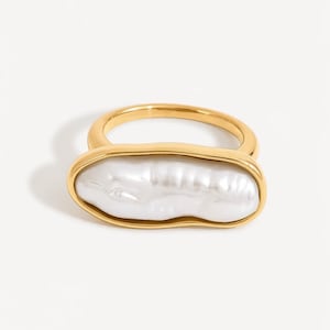 Oversized Baroque Pearl Ring, Gold Bezel Statement Ring, Organic Freshwater Pearl Ring, Pearl Cocktail Ring, Mother Pearl Statement Ring
