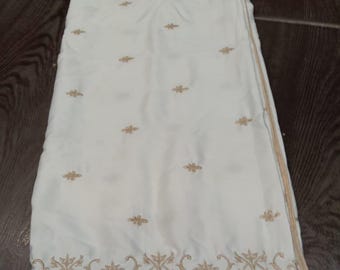 Hand Embroidered Ivory Shawl | Kashmiri Style Wrap | Elegant Wedding Stole | Traditional Ethnic Scarf