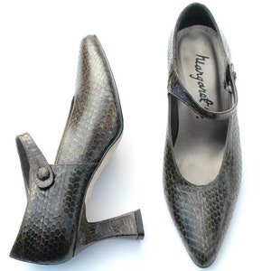 Vintage Margaret Multi-Colored Textured Leather Classic Dress Heels Shoes Sz 6