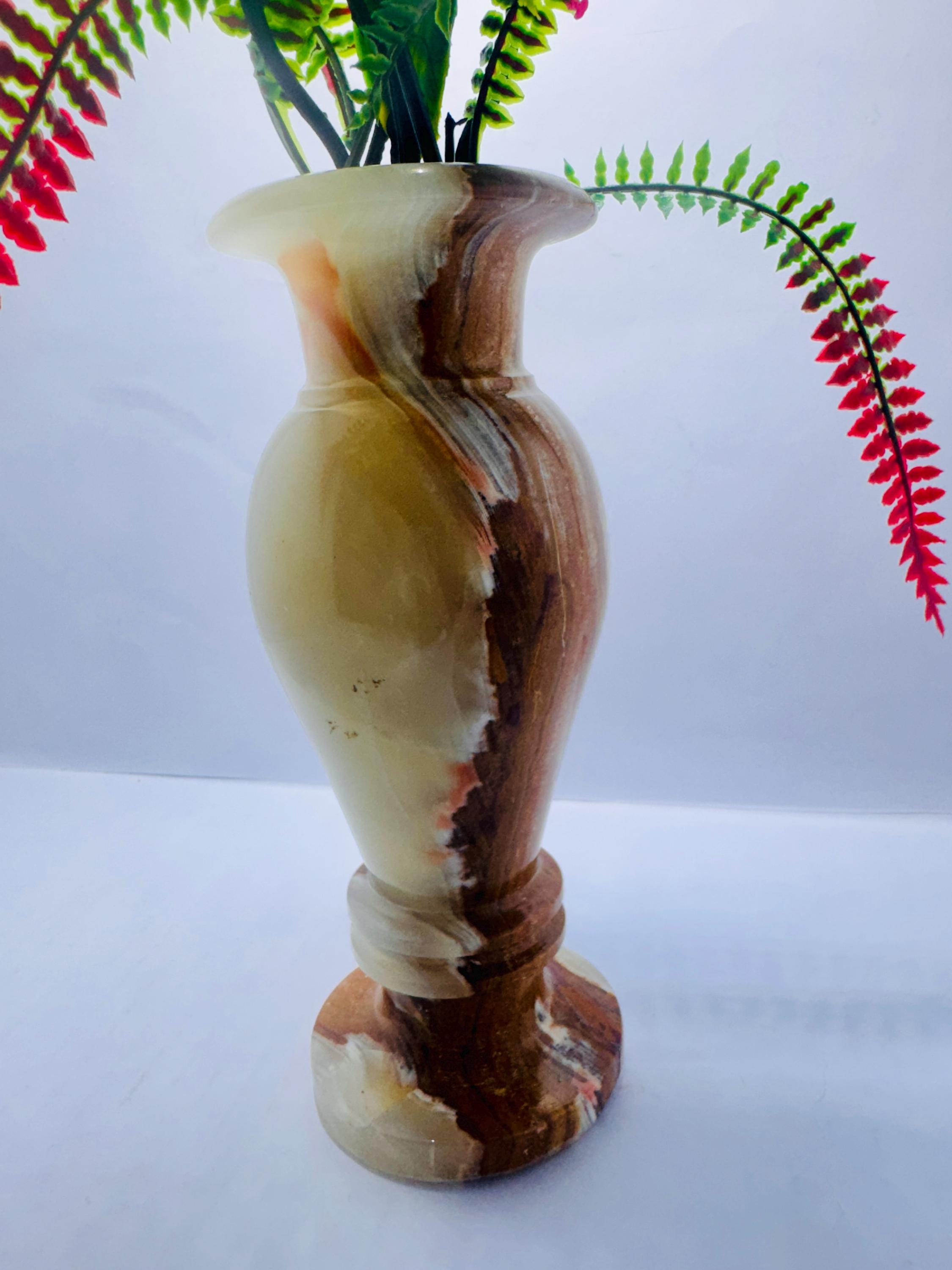 花瓶ギフト 大理石オニキスストーン花瓶：自然の美しさを演出する