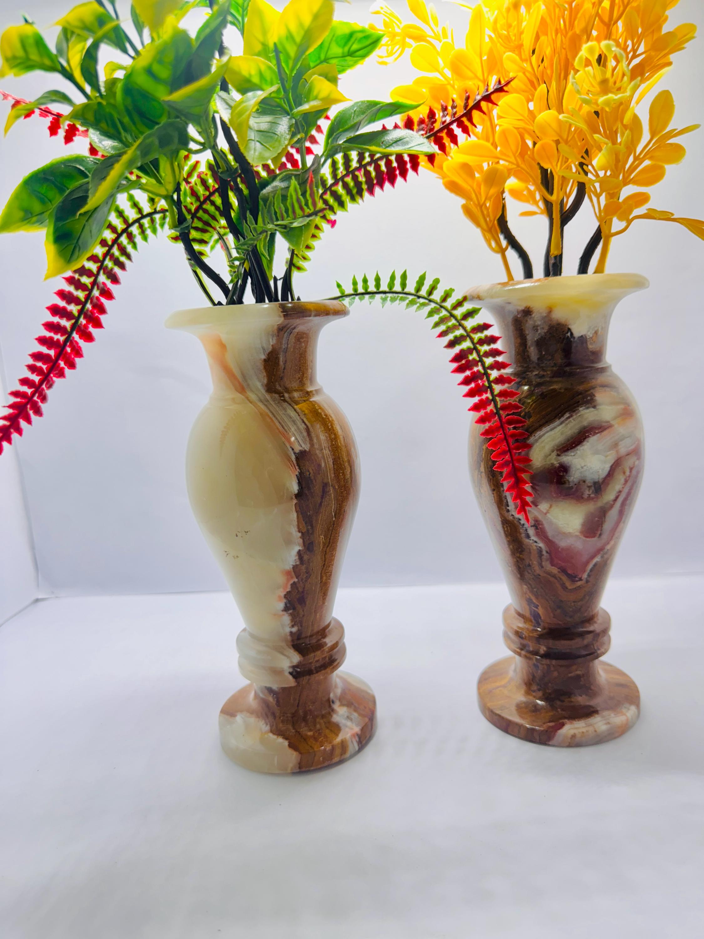 花瓶ギフト 大理石オニキスストーン花瓶：自然の美しさを演出する