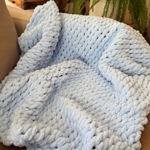 Handmade Knitted Baby Blanket: Alize Puffy Soft Blanket (90x90 cm)