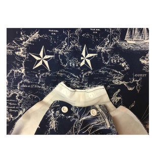 Marine und weiße nautische Karte Shortall Jon Jon Strampler | Etsy