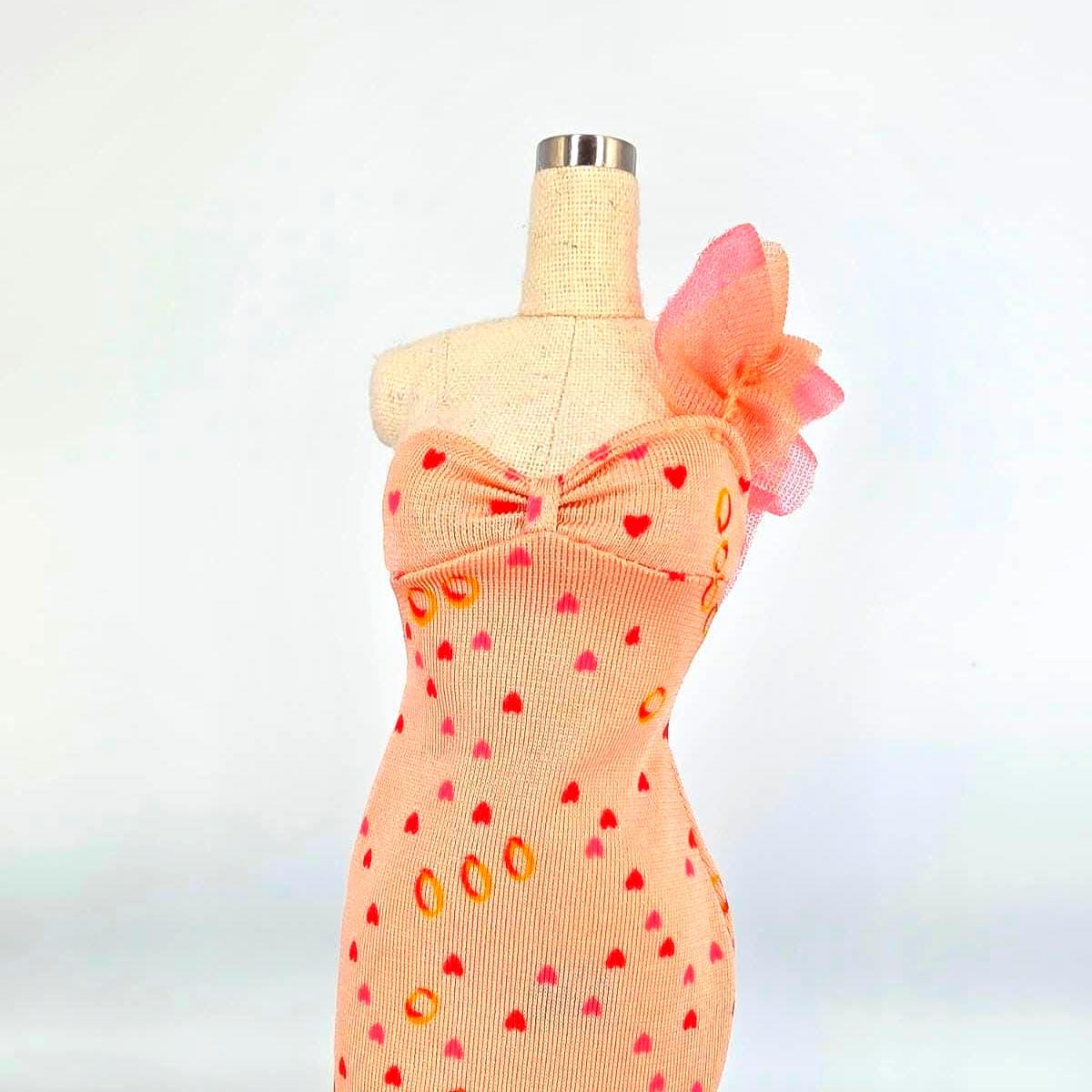strapless open back dress Barbie x Unique Vintage Red Hearts Loving You Swing Dress XL/14-16 main image 0