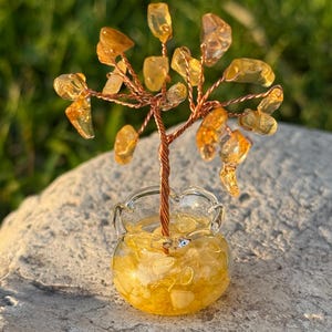 Crystal Bonsai Tree, crystal Quartz | MINI Crystal Tree of Life with Copper Wire Branches and Glass Vase