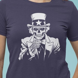 Ringleader Skeleton premium unisex T-shirt, T-shirt skelet en hoge hoed, T-shirt Evil Ringleader, anime-T-shirt, T-shirt skeletkunst