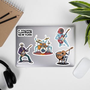 Stickervel met vier personages, animestickers, muziekstickers, stickers gitarist, stickers drummer, decoratieve stickers voor muzikanten