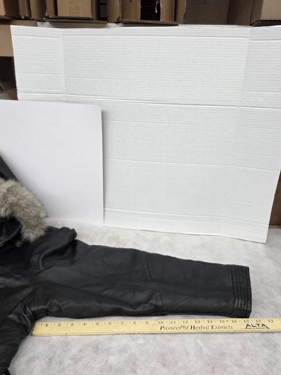 Vtg Womans size M Wilsons Black Leather Hooded fa… - image 9