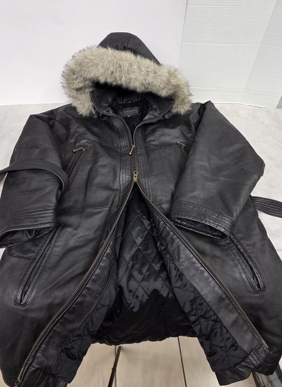 Vtg Womans size M Wilsons Black Leather Hooded fa… - image 10